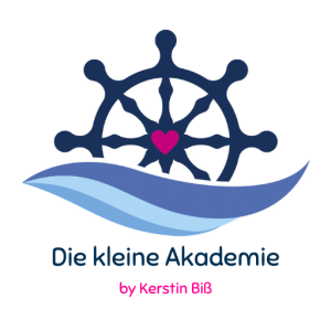 Logo der kleinen Akademie von Kerstin Biß mit Steuerrad, Herz und Wellenmotiv