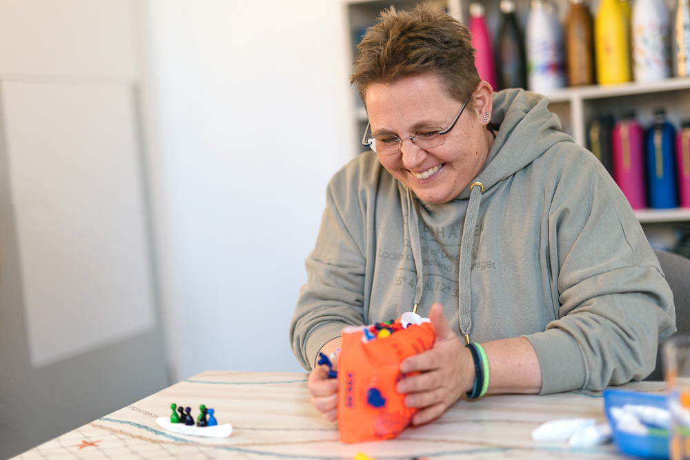 Ganzheitliche Ernährungsberatung in Nürnberg: Kerstin Biß vermittelt Zusammenhänge mit kreativen Modellen und Materialien